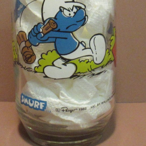 Smurf Brainy Wallace Berrie 1982 Peyo Collector Glass - Vintage Smurf Glass - Picture 3 of 3